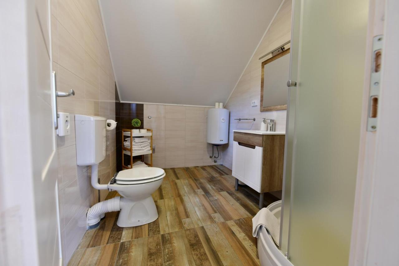 Apartman Doris Rakovica Zewnętrze zdjęcie